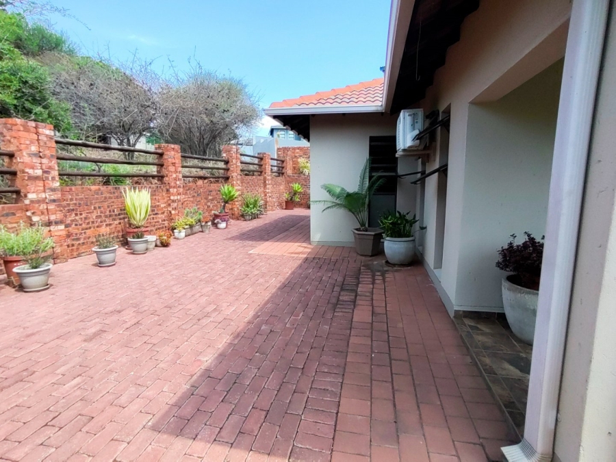 3 Bedroom Property for Sale in Seasons Lifestyle Estate North West